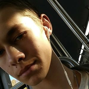 Meet your Posher, Aaron